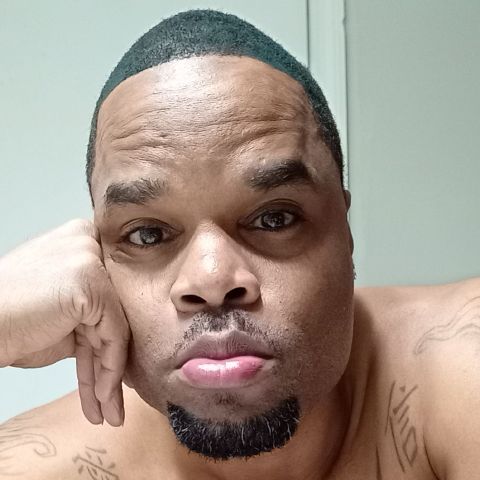 Miguel123444 is Single in Stone Mountain, Georgia, 1