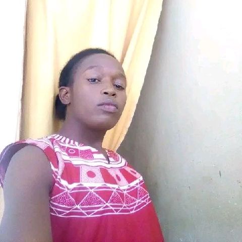 Caro853