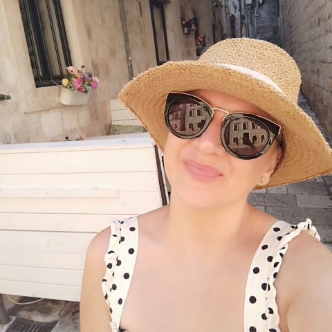 Ivana64