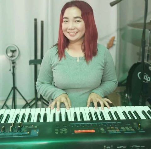 Phoebe_25