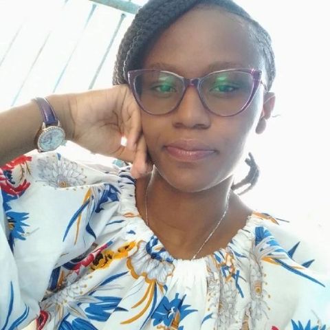 Essy22
