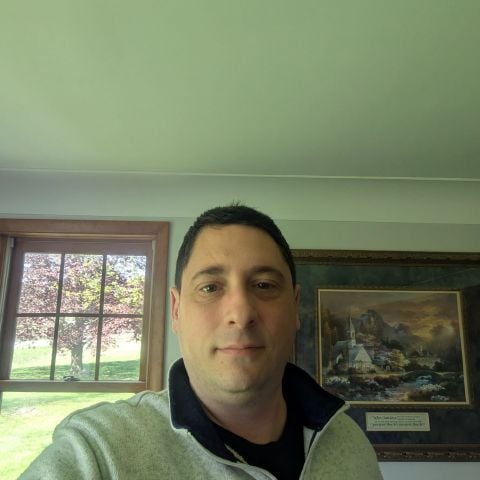 jbeckett2712 is Single in Keego Harbor, Michigan, 5
