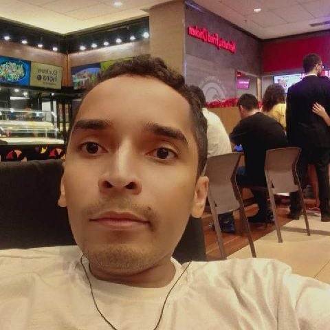 nathan_s4 is Single in Anápolis, Goi