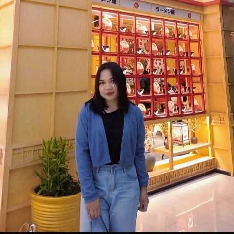 Putri0