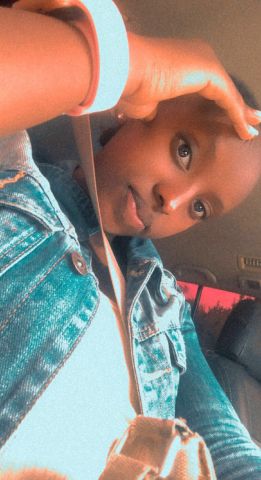EllaElly