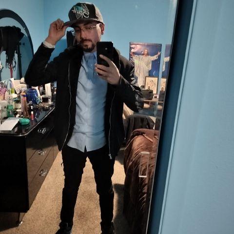 Trizzyverse is Single in El Paso, Texas, 3