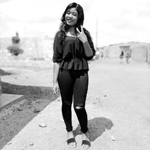Yvette289