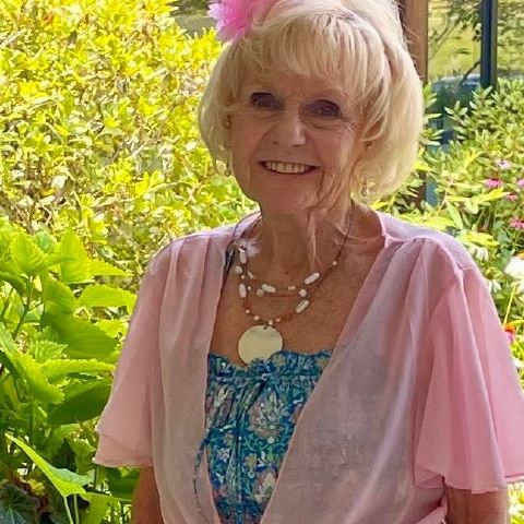 MissLillyrose777 is Single in Blacksburg, Virginia, 2