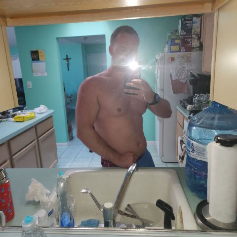 Mikew90 is Single in Manorville, New York, 2