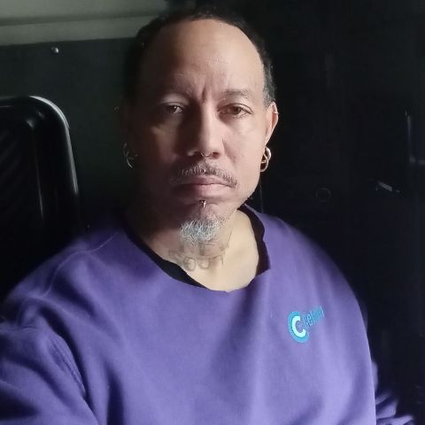 Kenneth8521 is Single in Cullen, Virginia, 1