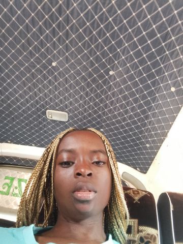 Elizabeth9909506