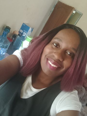 Lynnette73