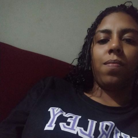amandaBeatriz is Single in Duque De Caxias, Rio de Janeiro
