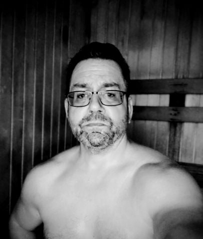 FiberFrank is Single in Moorestown, New Jersey, 4