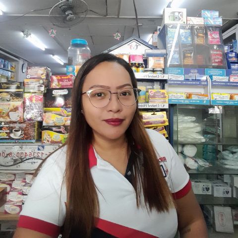 Claudine03 is Single in Cebu, Cebu City, 1