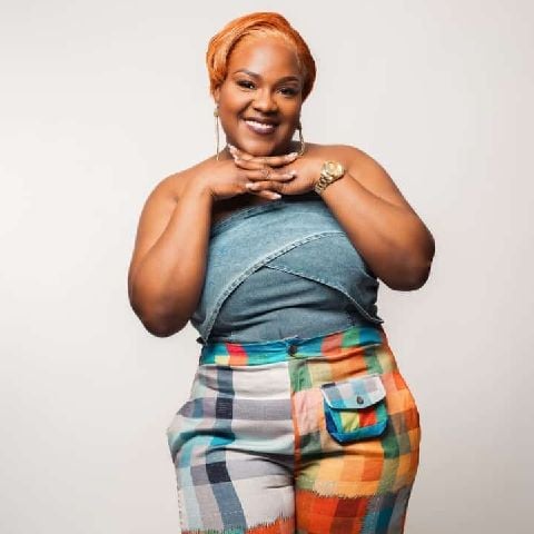 Khadi1 is Single in -, New Hampshire, 5