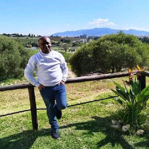 Howard48 is Single in DURBANVILLE, Western Cape, 3