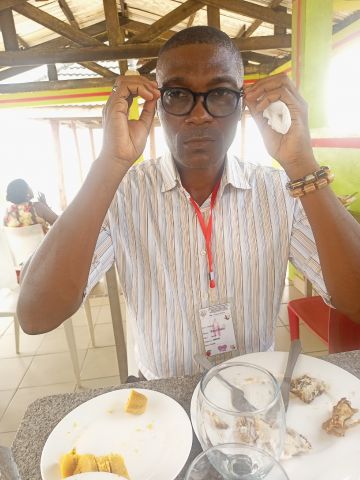 DESJOIES is Single in Douala, Littoral, 2