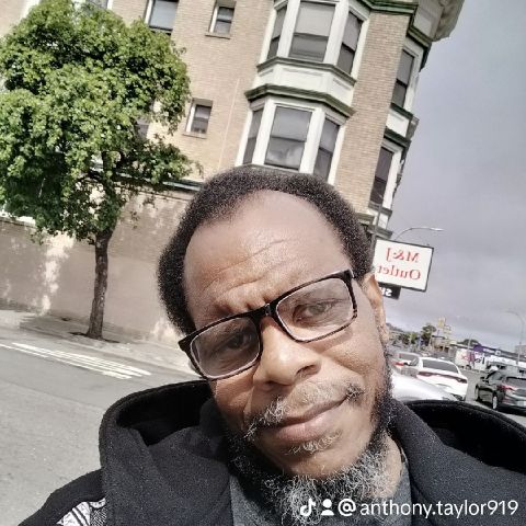 Anthony157tuh is Single in Emeryville, California