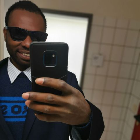 Emmanuel274
