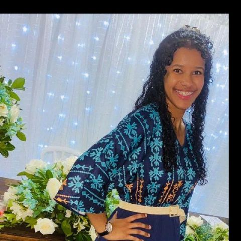Thaina18