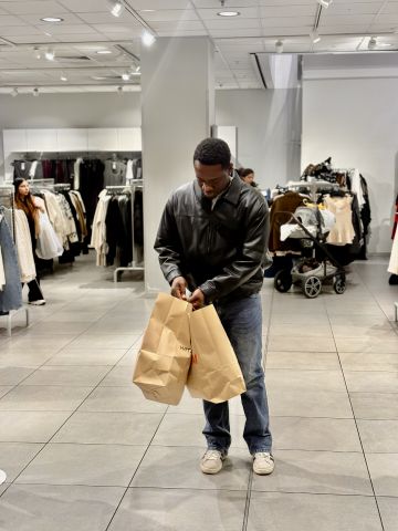 STANLEY100 is Single in east London, England, 4