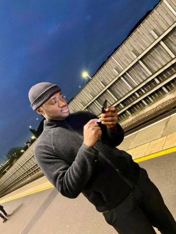 STANLEY100 is Single in east London, England, 5