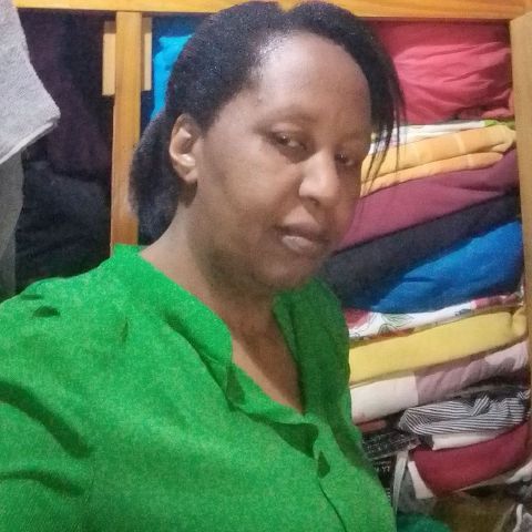 Esthergithuka200