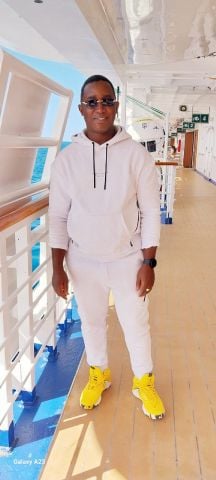 Guaranteed75 is Single in Redbank plains, Queensland, 3