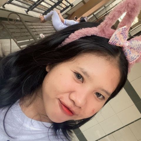 Esther11Muv