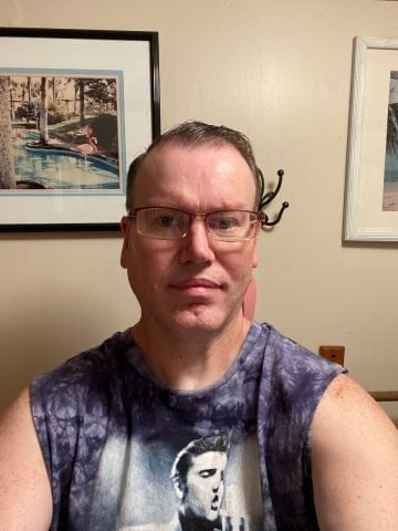 Ej1073 is Single in Salem, New Jersey, 1