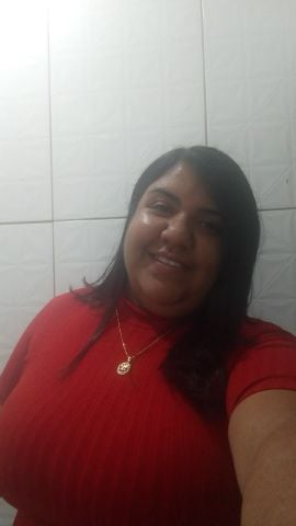 Larissa28