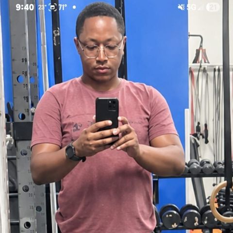 Divine2019 is Single in Bloomington, Illinois, 2