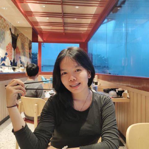 Debora49