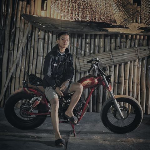 MaykelBill is Single in Poso, Sulawesi Tengah, 3