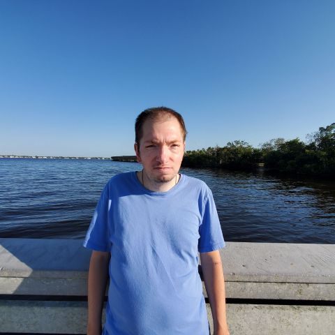AndrewE7 is Single in Chicago, Illinois, 3