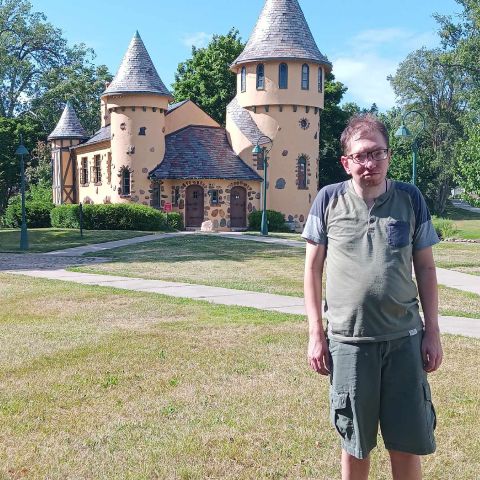 AndrewE7 is Single in Chicago, Illinois, 5