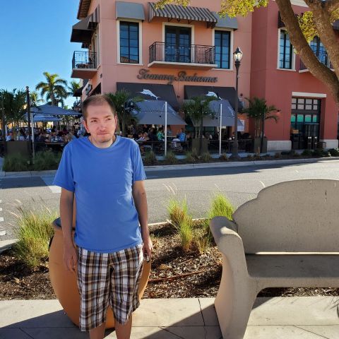 AndrewE7 is Single in Chicago, Illinois, 6