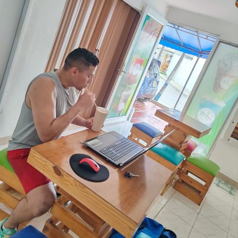 Claudiocartagena is Single in Cartagena De Indias, Bolivar, 2