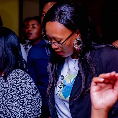 Dineo27