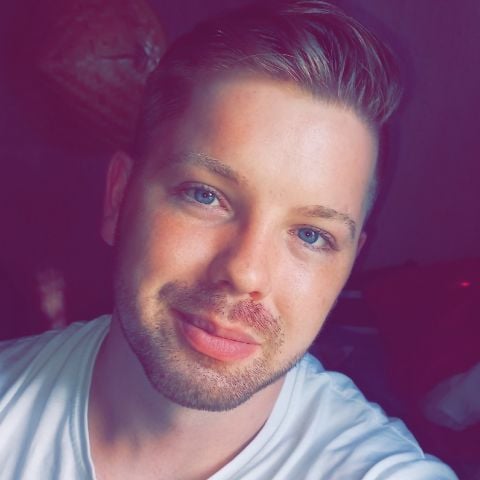 Riaan98
