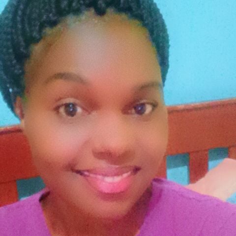 Yvonnie27