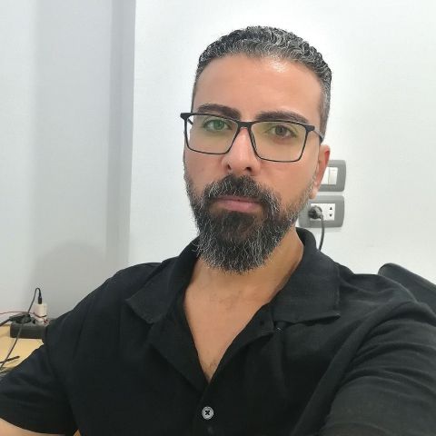 mena8709