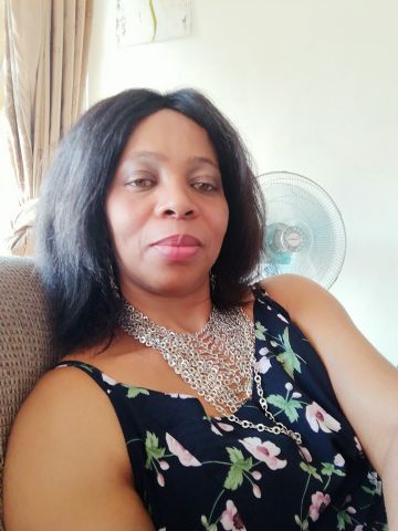 Julie5617