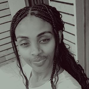 Liya2711