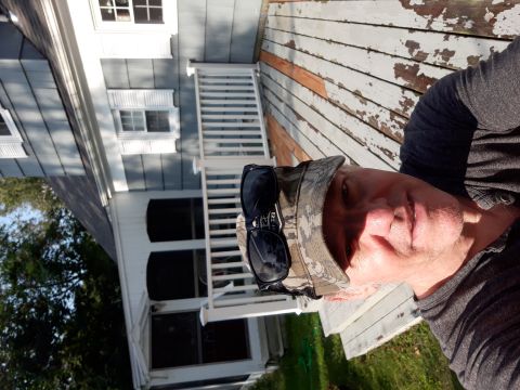 Elecbee is Single in South Portland, ME, Maine, 2