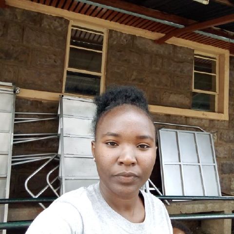 Caroline00158