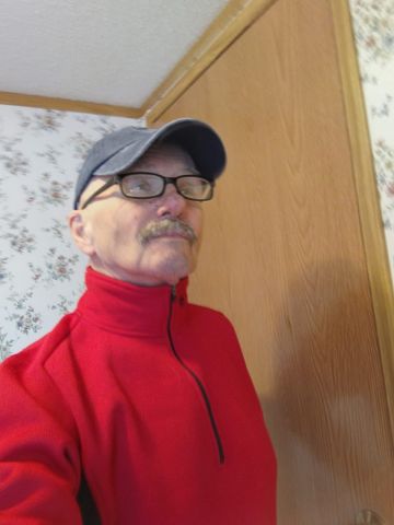 MarcinND is Single in DEVILS LAKE, North Dakota, 5