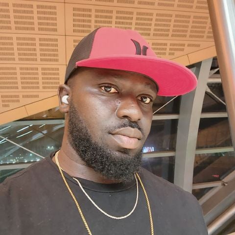 KingK14 is Single in Edinburgh, Scotland, 4