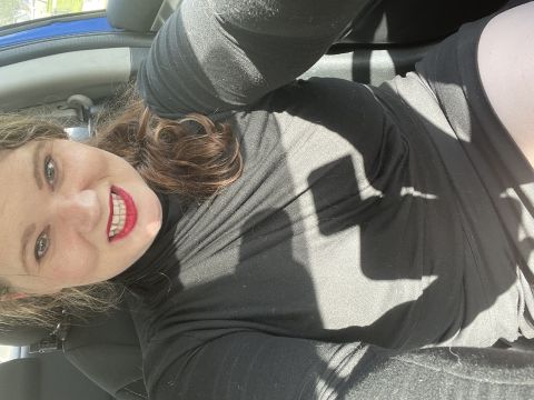 drholly is Single in CANTONMENT, Florida, 3
